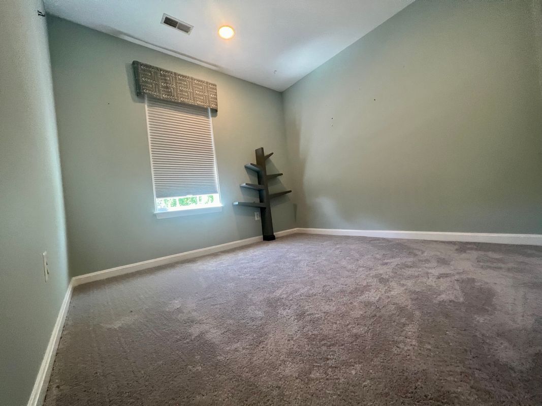 Building Photo - 206 Connery Terrace SW