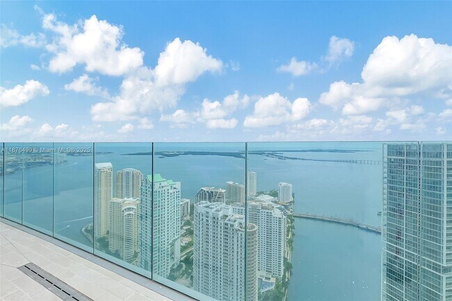 Building Photo - 300 Biscayne Blvd Way