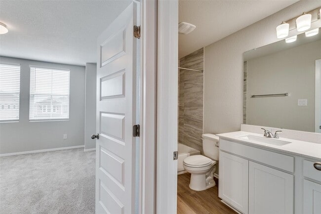 Building Photo - 68 Bent Trl Ln