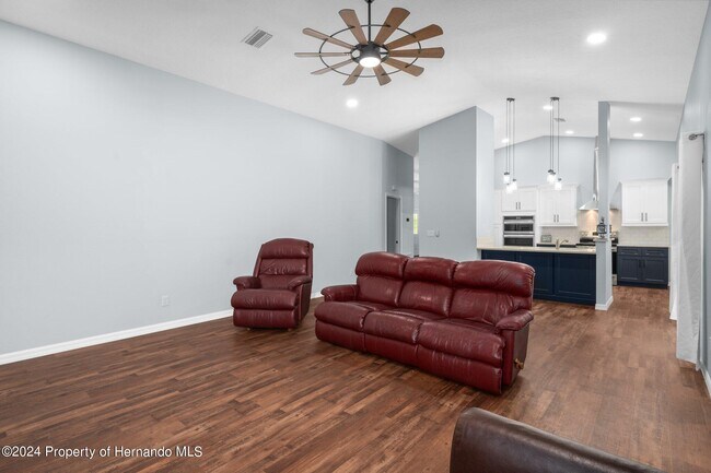 Building Photo - 7001 Griffin Rd