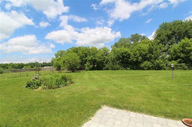 Building Photo - 6496 Calkins Rd