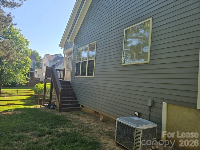 Building Photo - 2615 Merion Hills Ct