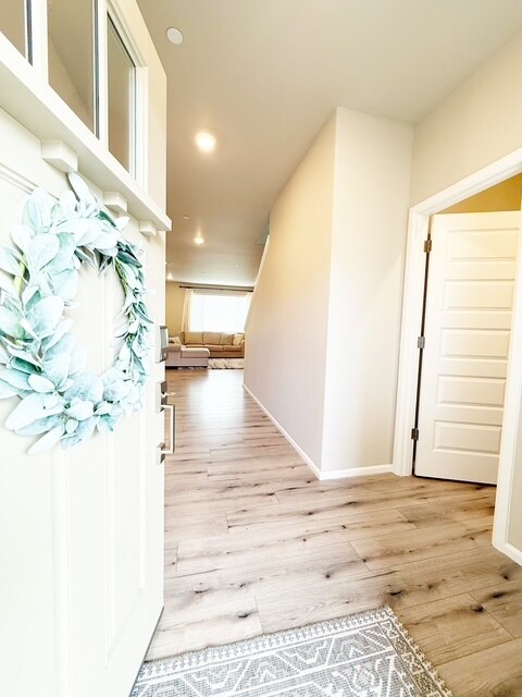 Building Photo - 975 Thrush Ct SE