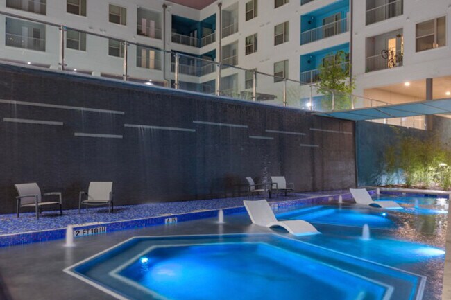 Building Photo - 2823 E Martin Luther King Jr Blvd