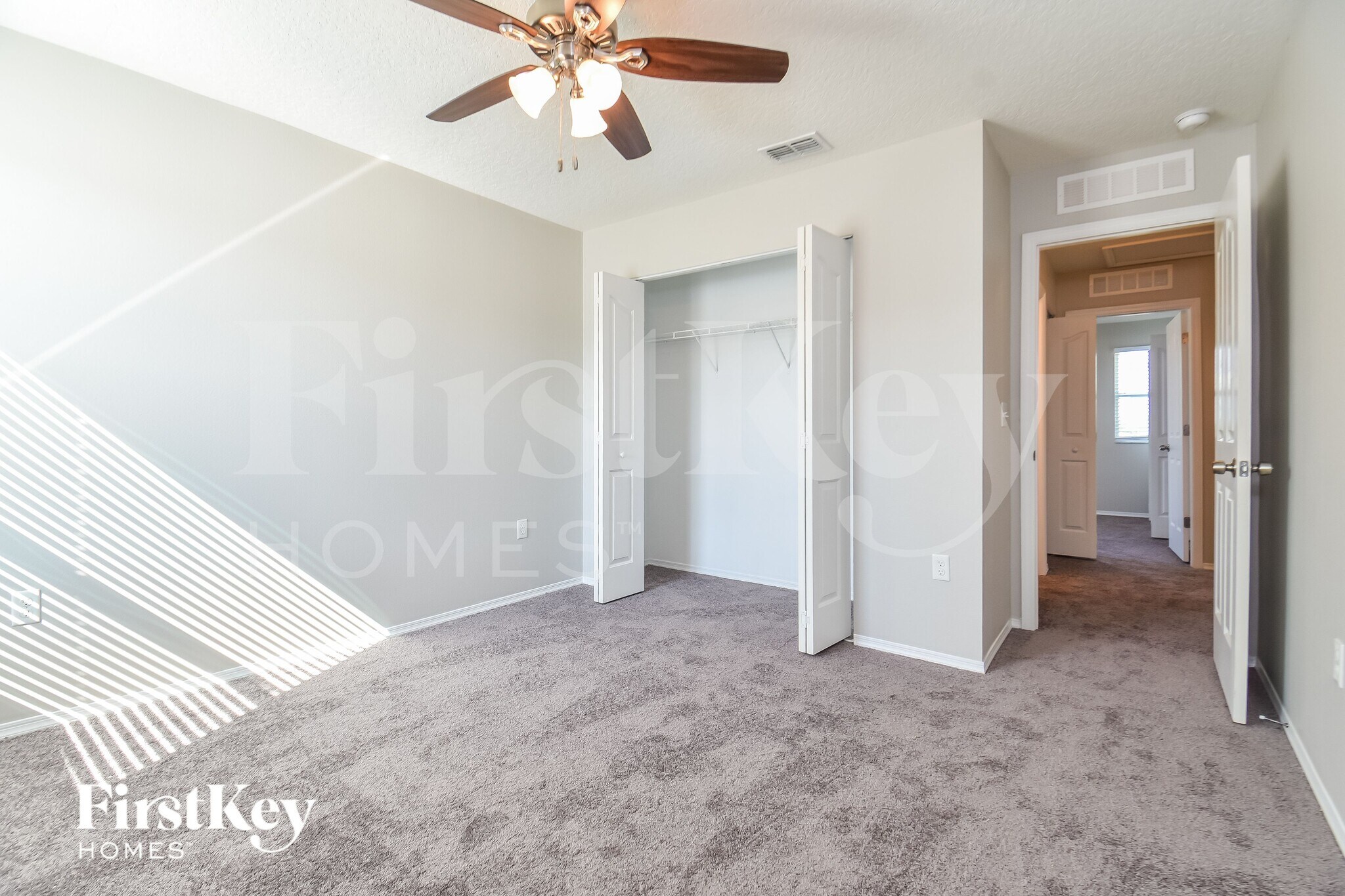 Building Photo - 13509 Laranja St