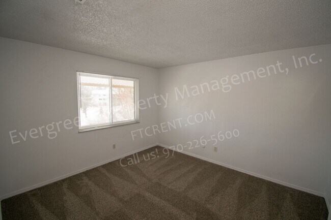 Building Photo - 1705 Heatheridge Rd