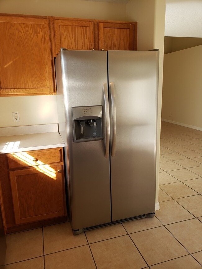 Building Photo - $1495.00 - 3/2/1 - Duplex - Move In Special