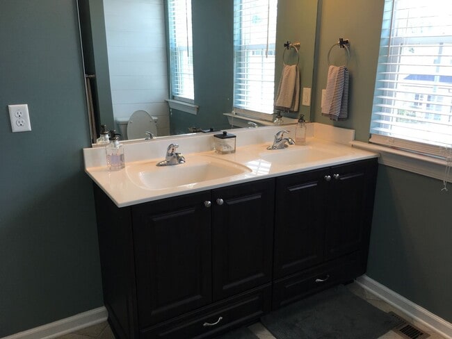 Building Photo - Canterbury Farms - Grovetown!