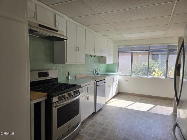 Building Photo - 660 S Orange Grove Blvd