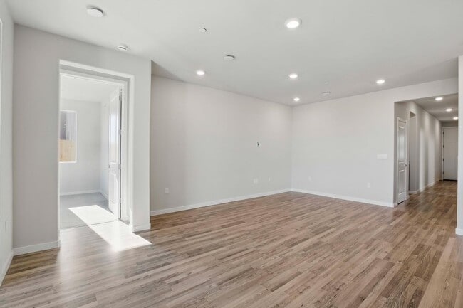 Building Photo - 8237 Morning Star Wy
