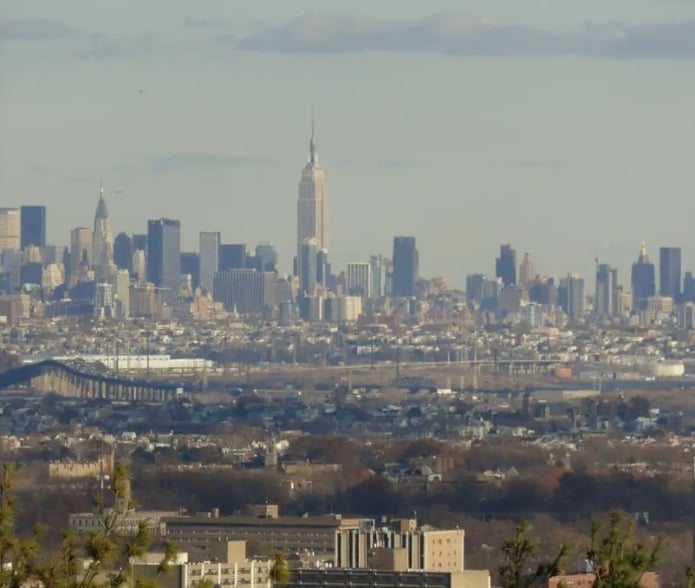 Primary Photo - 22 Mountain Way