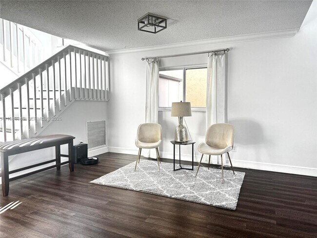 Building Photo - 9875 Fairway Cove Ln