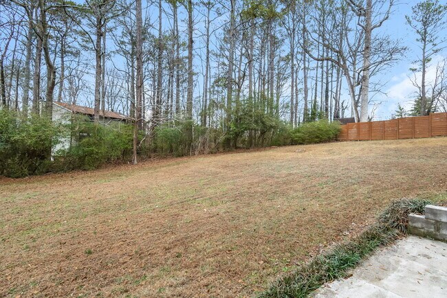 Building Photo - 4067 Keheley Glen Dr