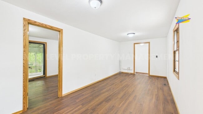 Building Photo - 4704 SW 101st Terrace