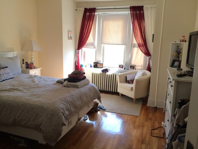 Building Photo - 1 bedroom in Boston MA 02215