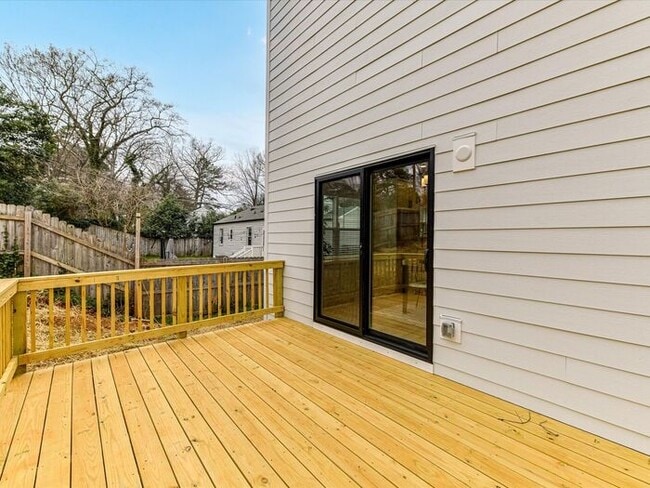 Building Photo - Brand New 4BD/2.5BA Home in Revolution Park!