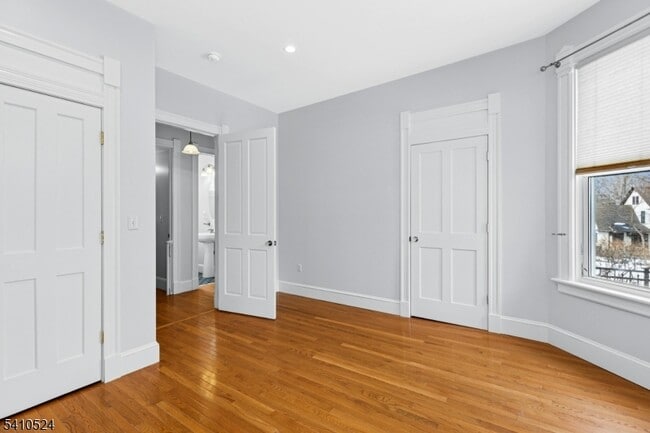 Building Photo - 109 North Ave