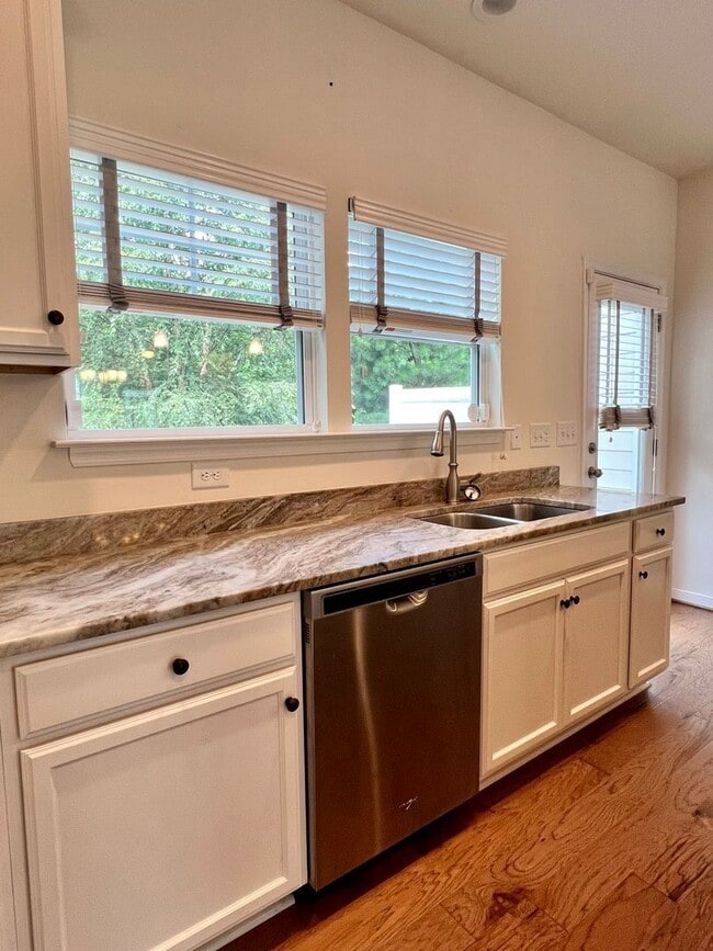 Building Photo - 17617 Memorial Tournament Dr