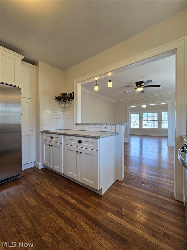 Building Photo - 13839 Clifton Blvd