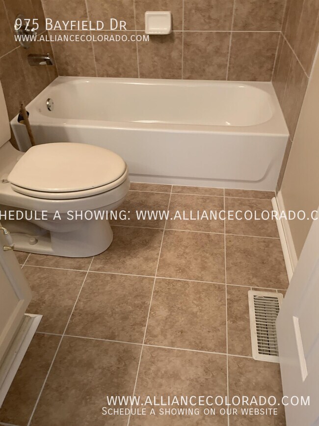 Building Photo - 975 Bayfield Dr