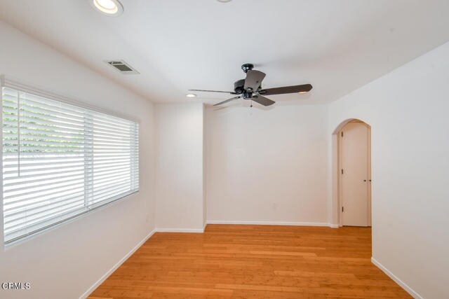 Building Photo - 630 N Niagara St