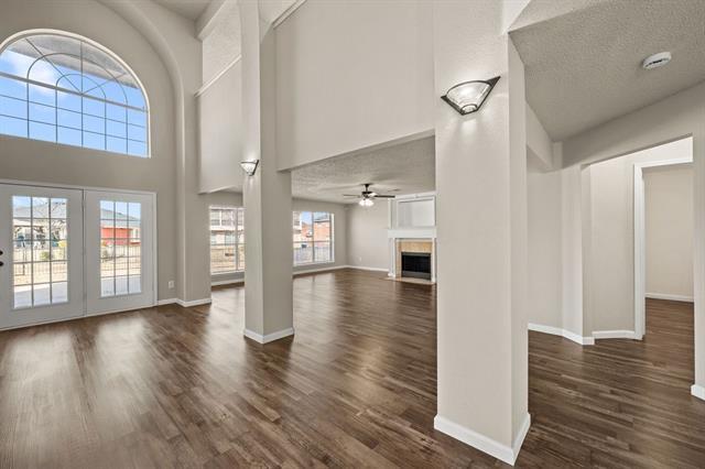 Building Photo - 6209 San Marino Dr