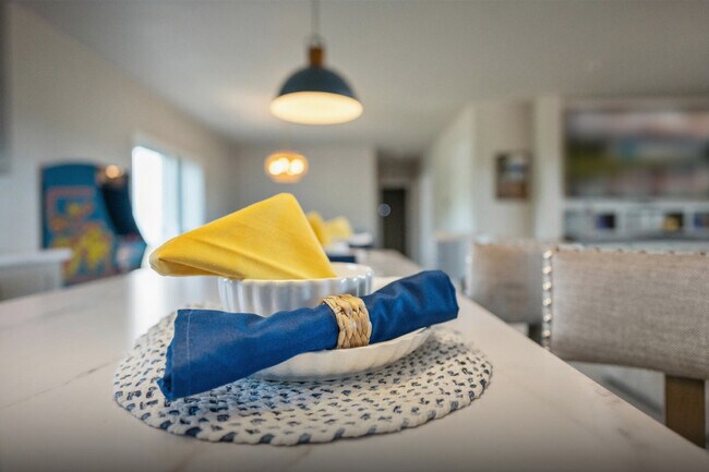 Building Photo - 421 Bluegrass Way