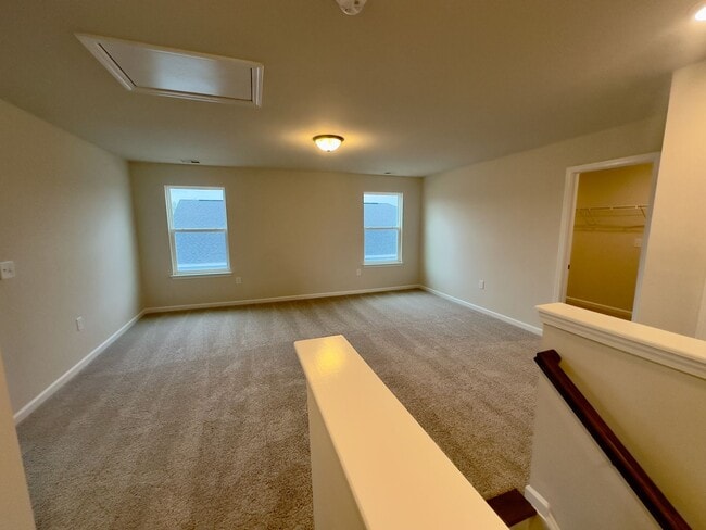 Building Photo - Custom Home in Bella Vita!