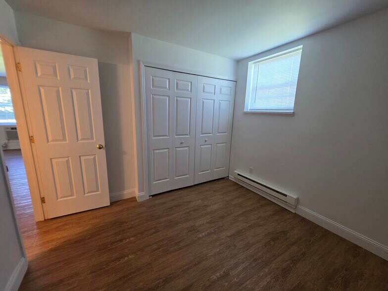 2nd bedroom - 152 Church St
