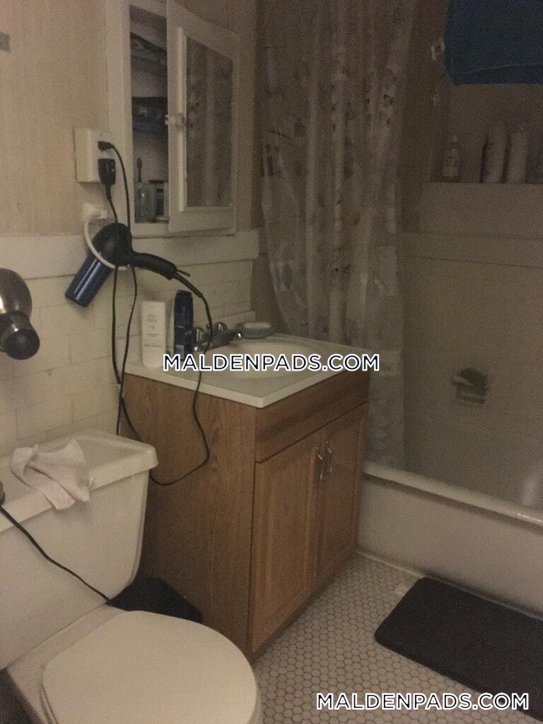 Building Photo - 17-19-19 Washington St S