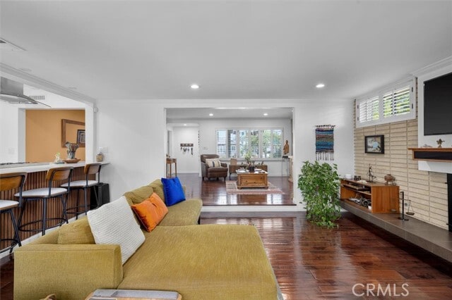 Building Photo - 5345 W 140th St
