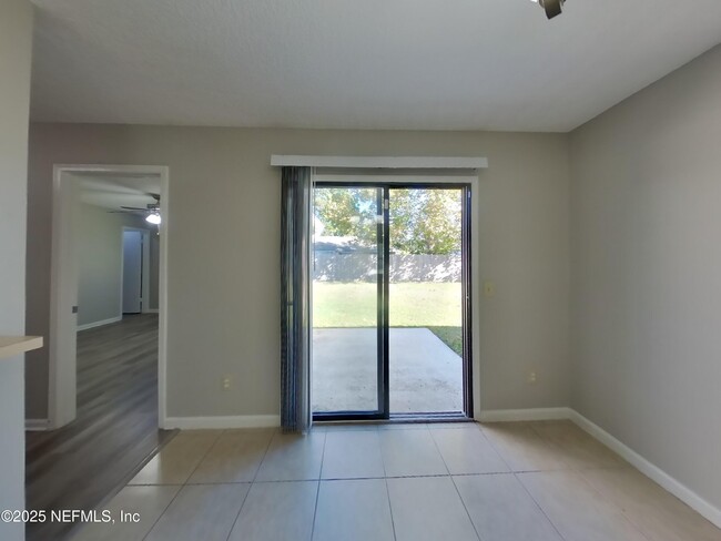 Building Photo - 3240 Avocet Ln