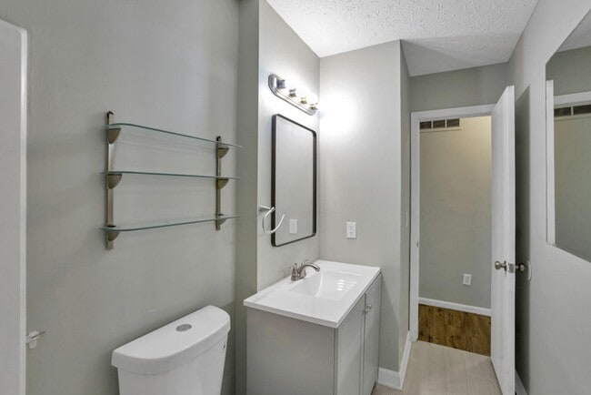 Building Photo - 2789 Raphael Dr