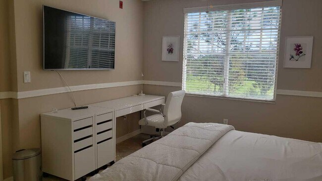 Building Photo - 6760 Heritage Grande