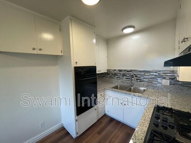 Building Photo - 2065 255th St W