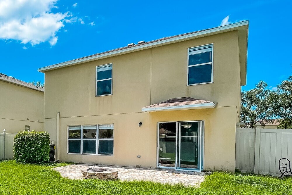 Building Photo - 19412 Timberbluff Dr