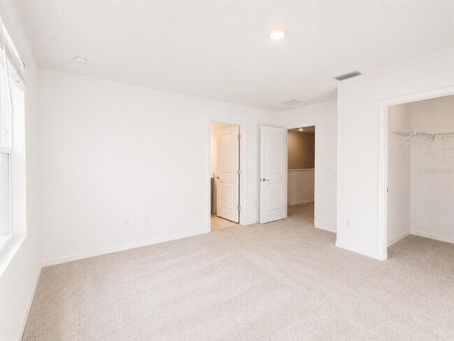 Building Photo - 15144 Cuzcorro Ct