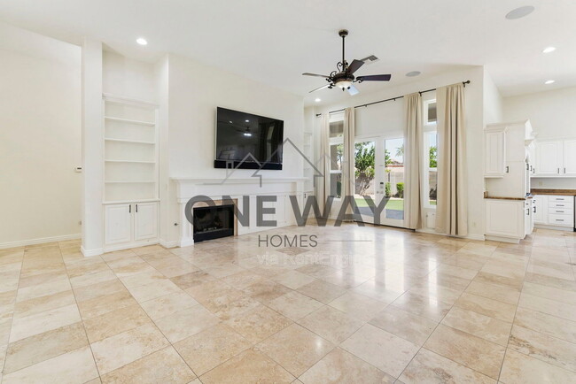 Building Photo - 4432 E Ford Ave