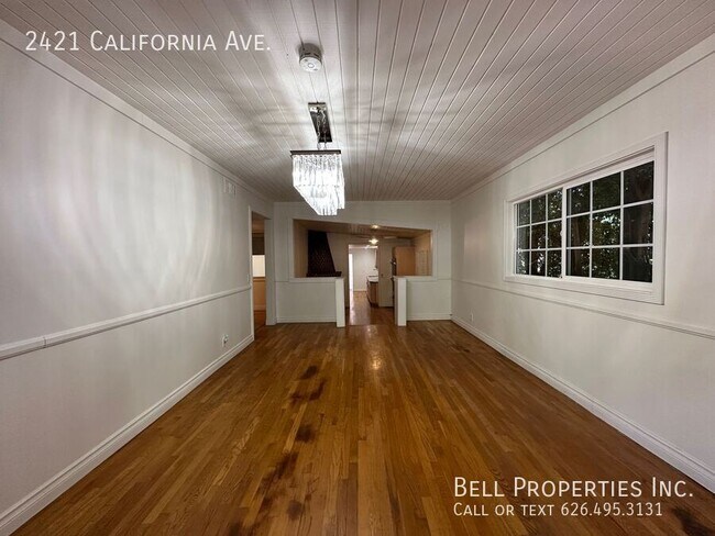 Building Photo - 2421 California Ave