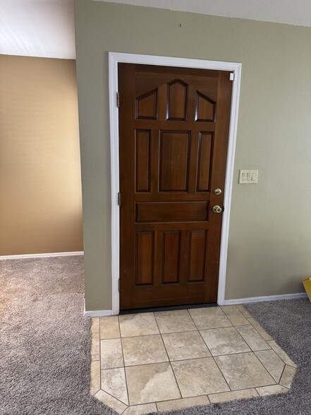 entrance - 11011 N 92nd St