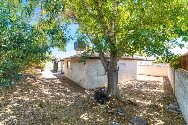 Building Photo - 4268 Hampshire Cir