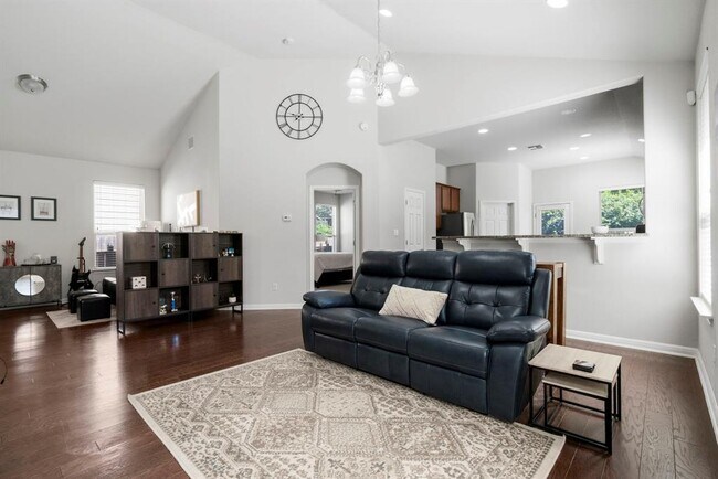 Building Photo - 9925 Milla Cir