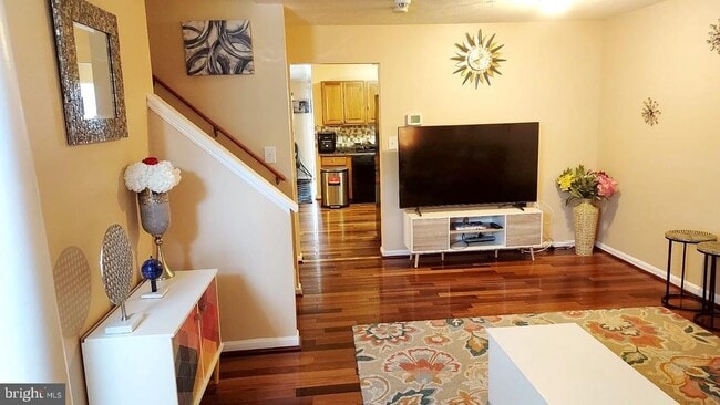 Building Photo - 4404 Stanford Ct