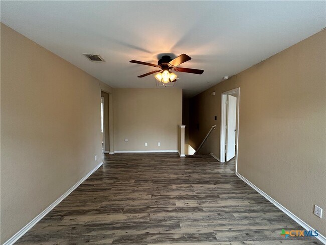 Building Photo - 381 Copper Path Dr