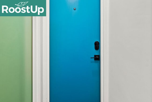 Building Photo - Furnished Bedroom with Private Bath in Jamaica Plain