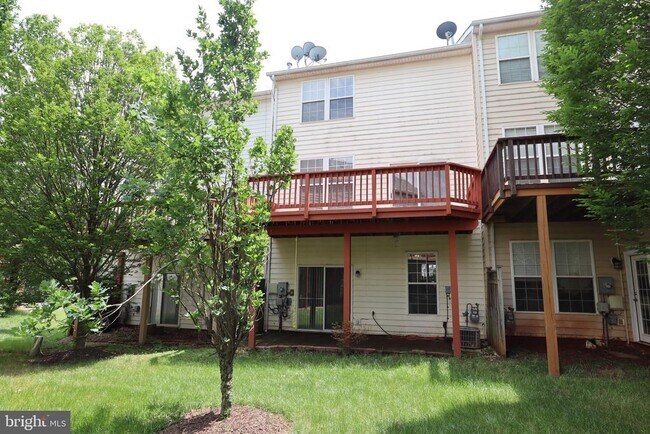 Building Photo - 46180 Chester Terrace