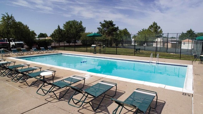 Building Photo - Pin Oak Pointe