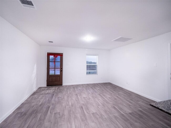 Building Photo - 16331 Jasmine Marie Pl