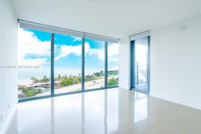 Building Photo - 601 NE 36th St