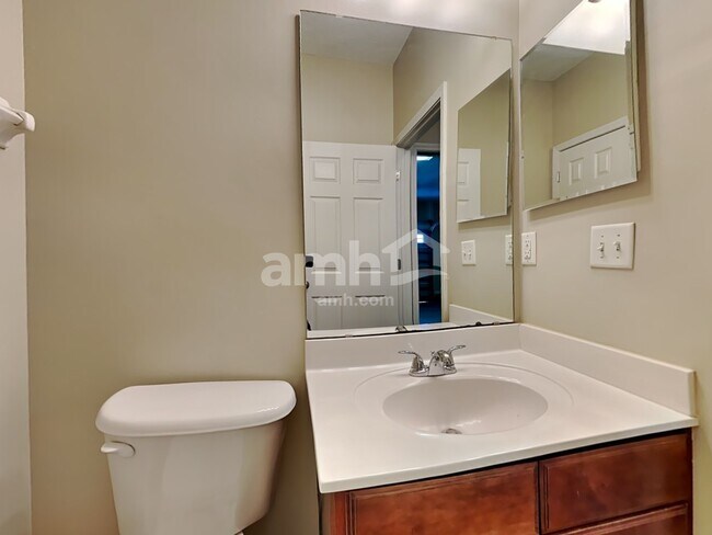 Building Photo - 1555 Tawny Marsh Ct